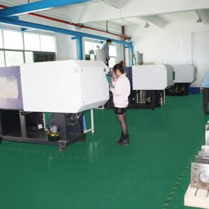 工厂注塑室